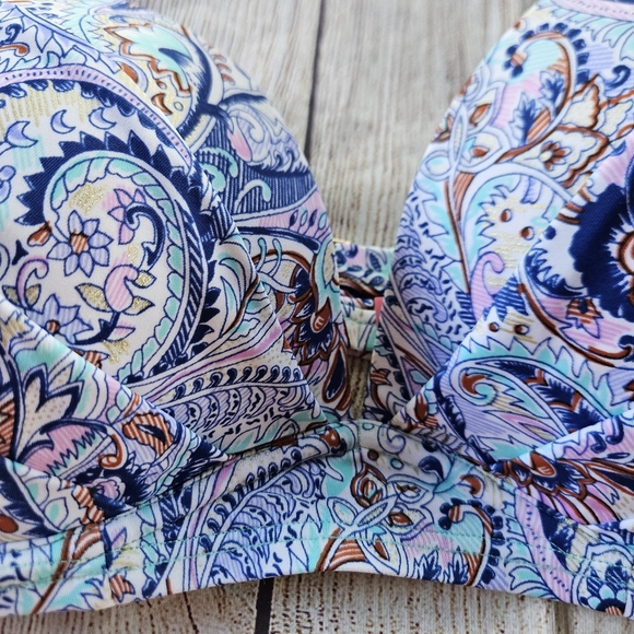 Victoria's Secret Paisley The Angel Convertible Ruched Biniki Top 36D - Picture 3 of 10